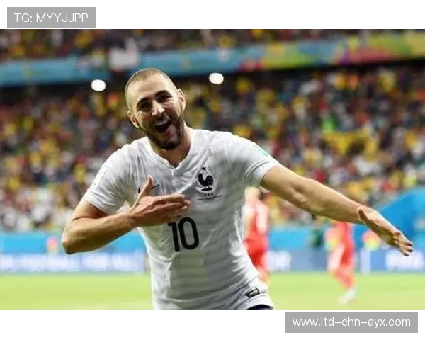 皇马本泽马关键时刻的门前嗅觉让对手绝望